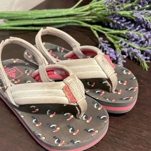 Reef Flip-Flops, baby girls 5/6 in Toucan Print